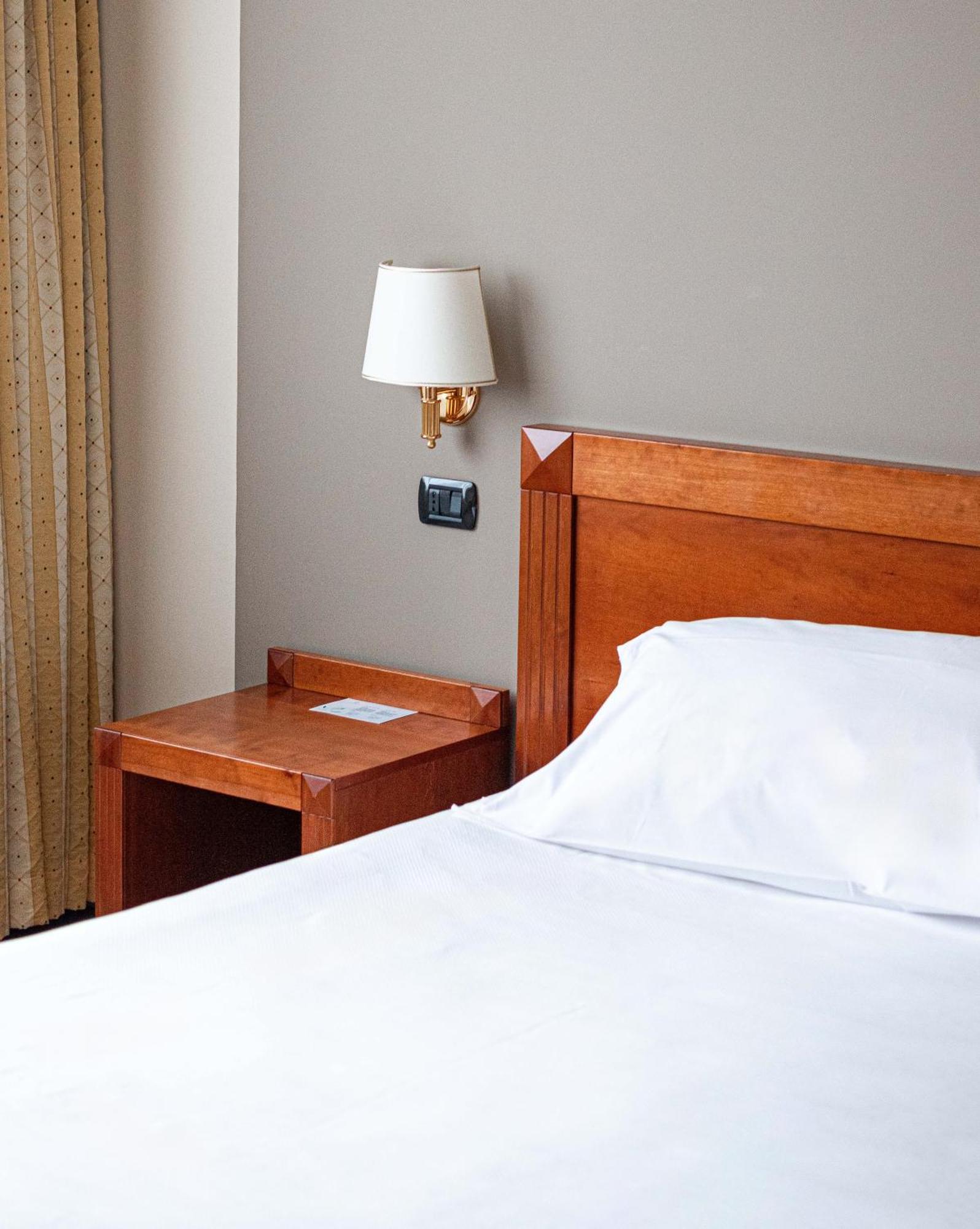 Phi Hotel Cavalieri บรา ภายนอก รูปภาพ