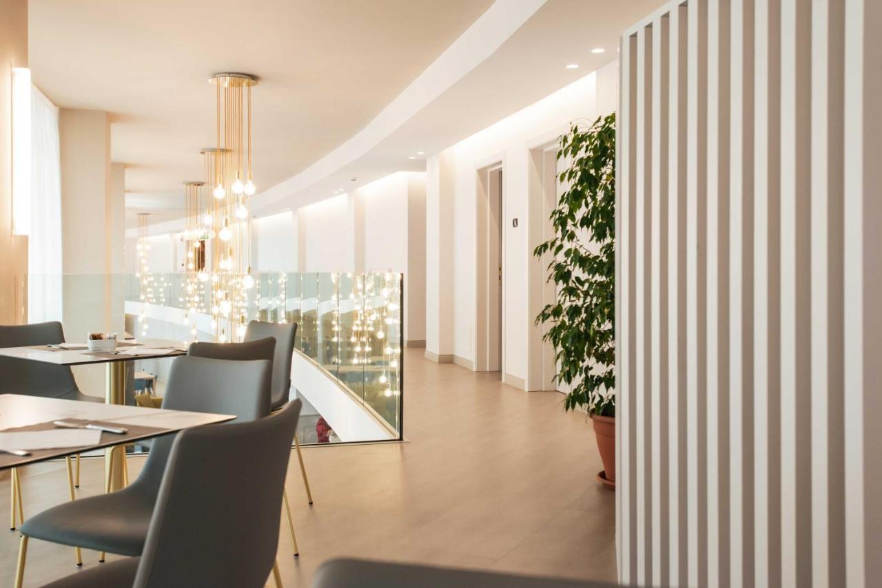 Phi Hotel Cavalieri บรา ภายนอก รูปภาพ