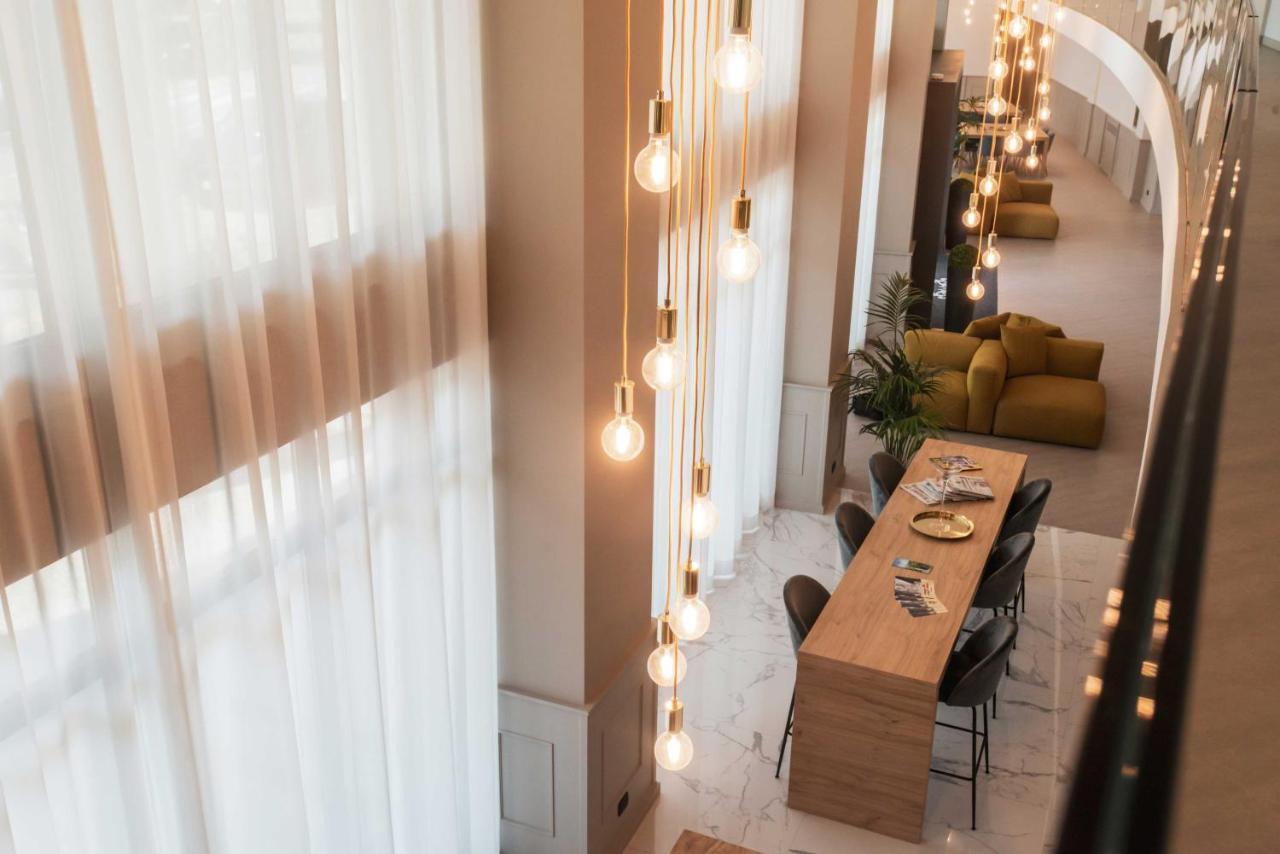 Phi Hotel Cavalieri บรา ภายนอก รูปภาพ
