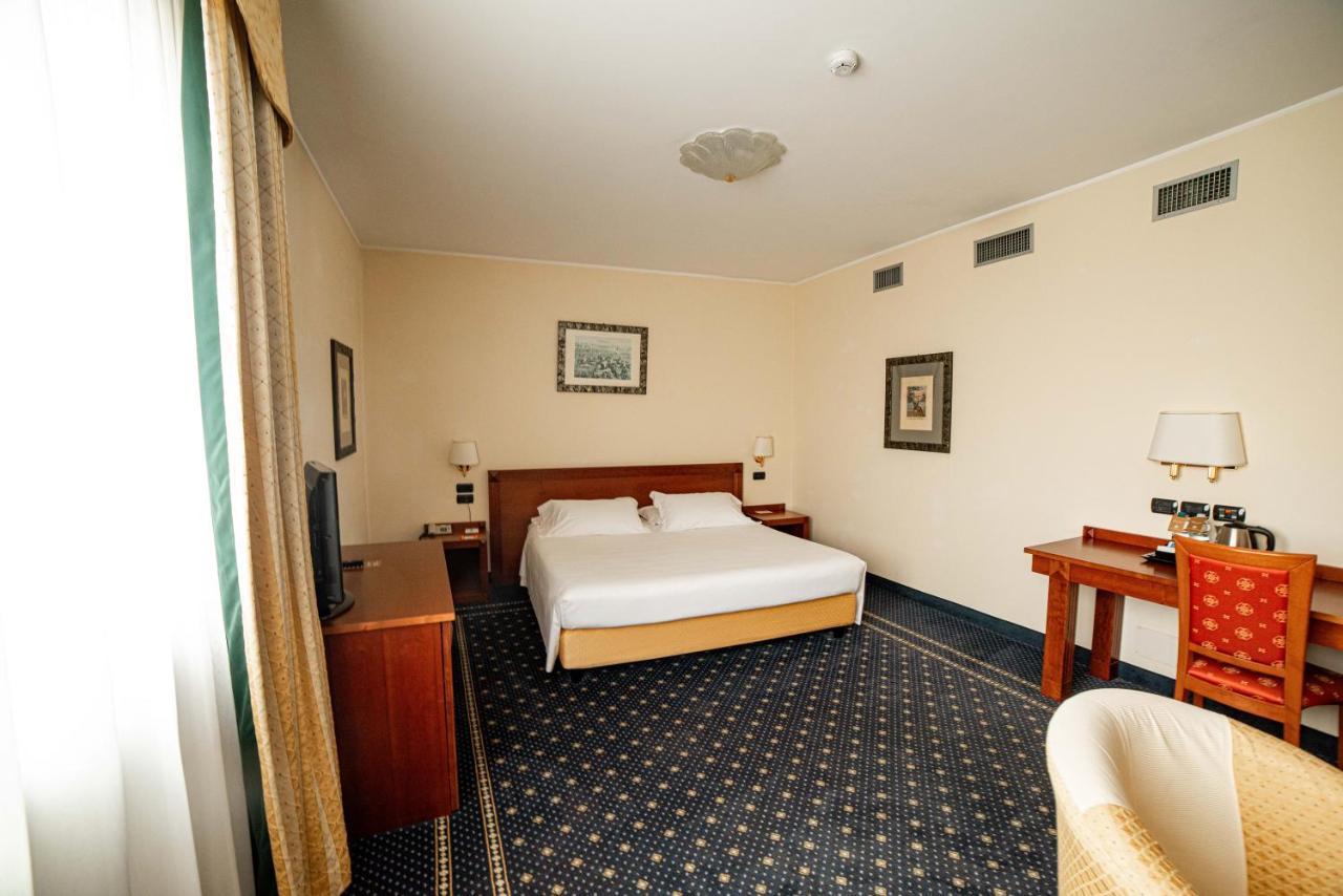 Phi Hotel Cavalieri บรา ภายนอก รูปภาพ