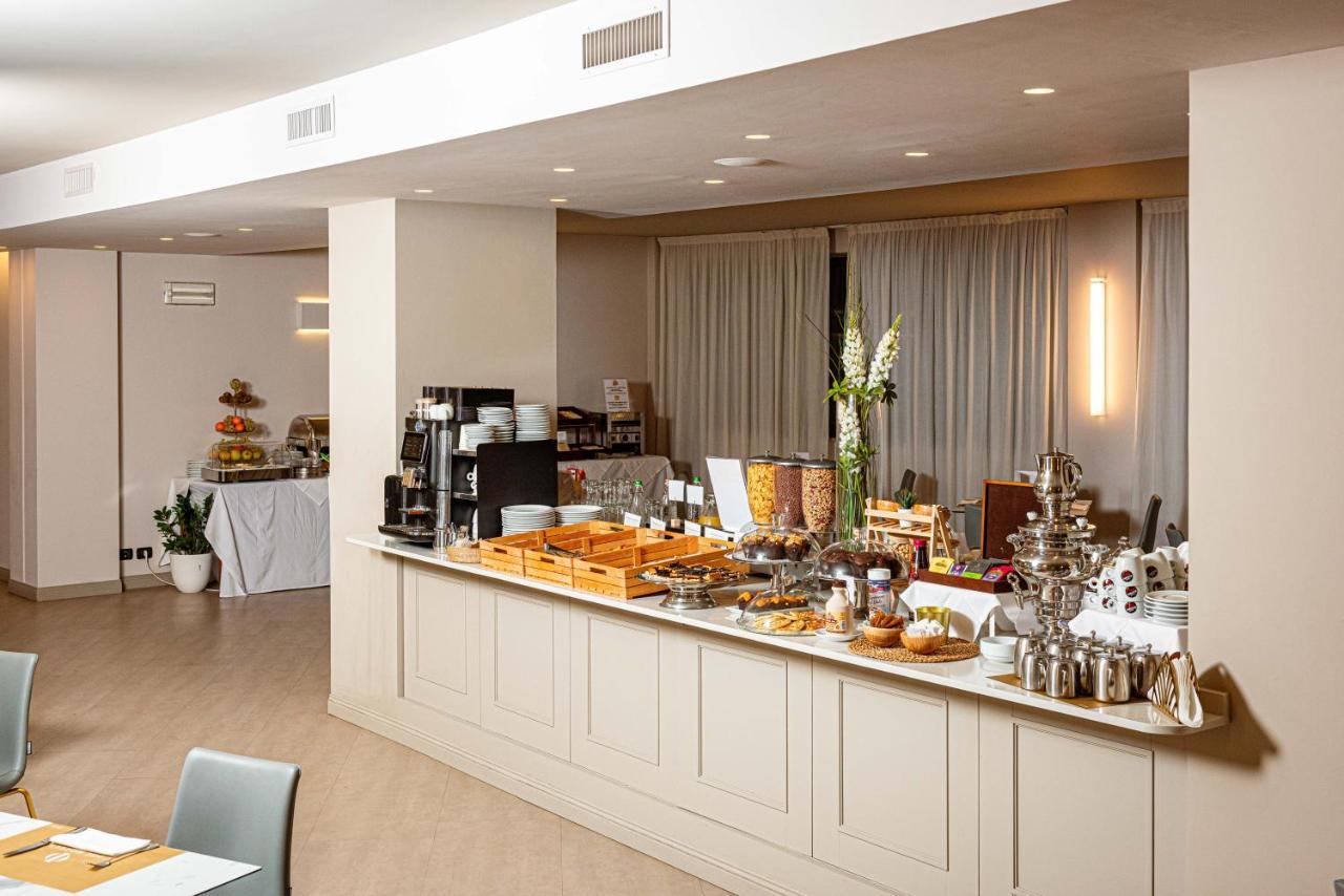 Phi Hotel Cavalieri บรา ภายนอก รูปภาพ